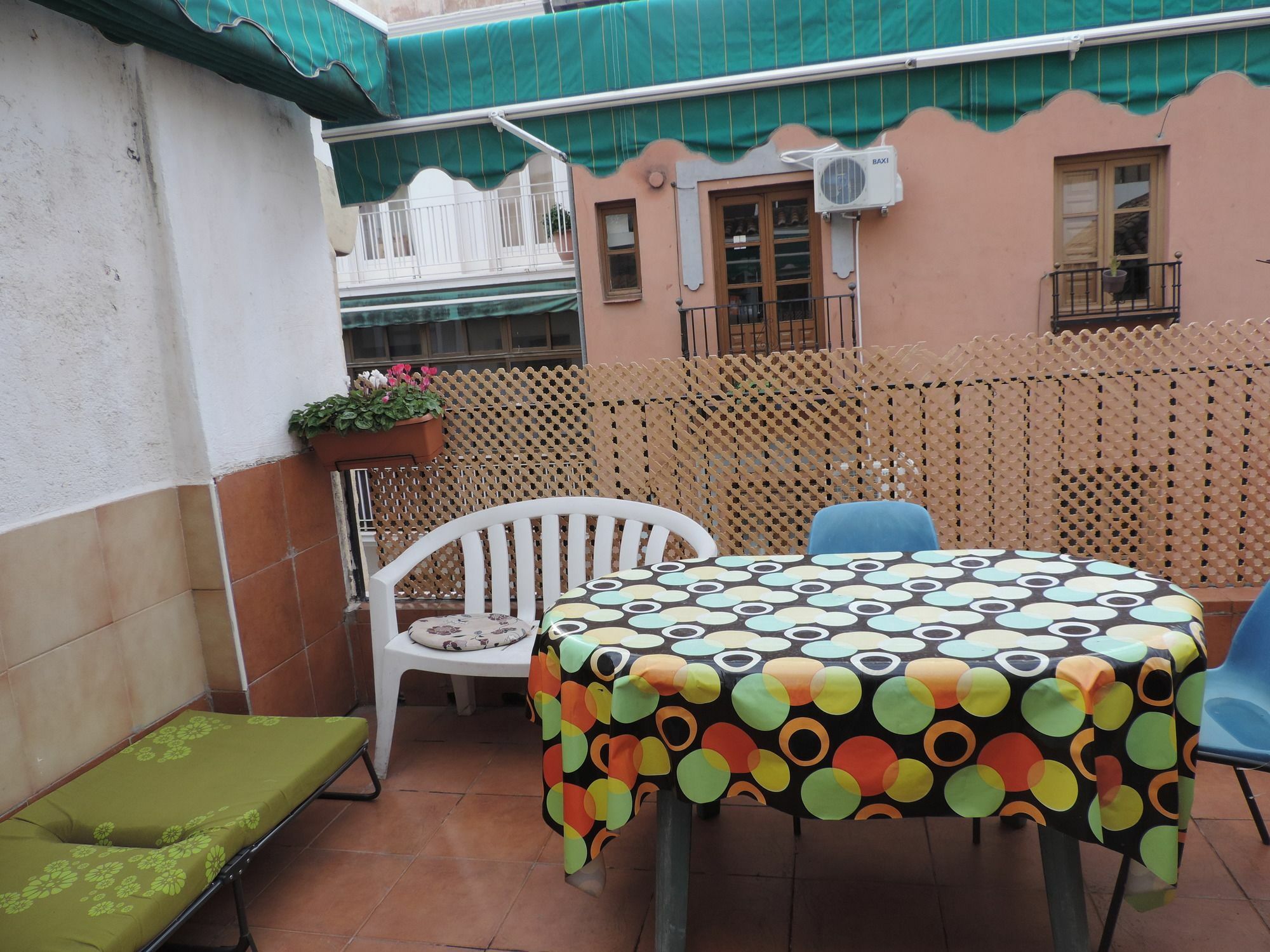 Hostel El Cascabel Гранада Екстер'єр фото